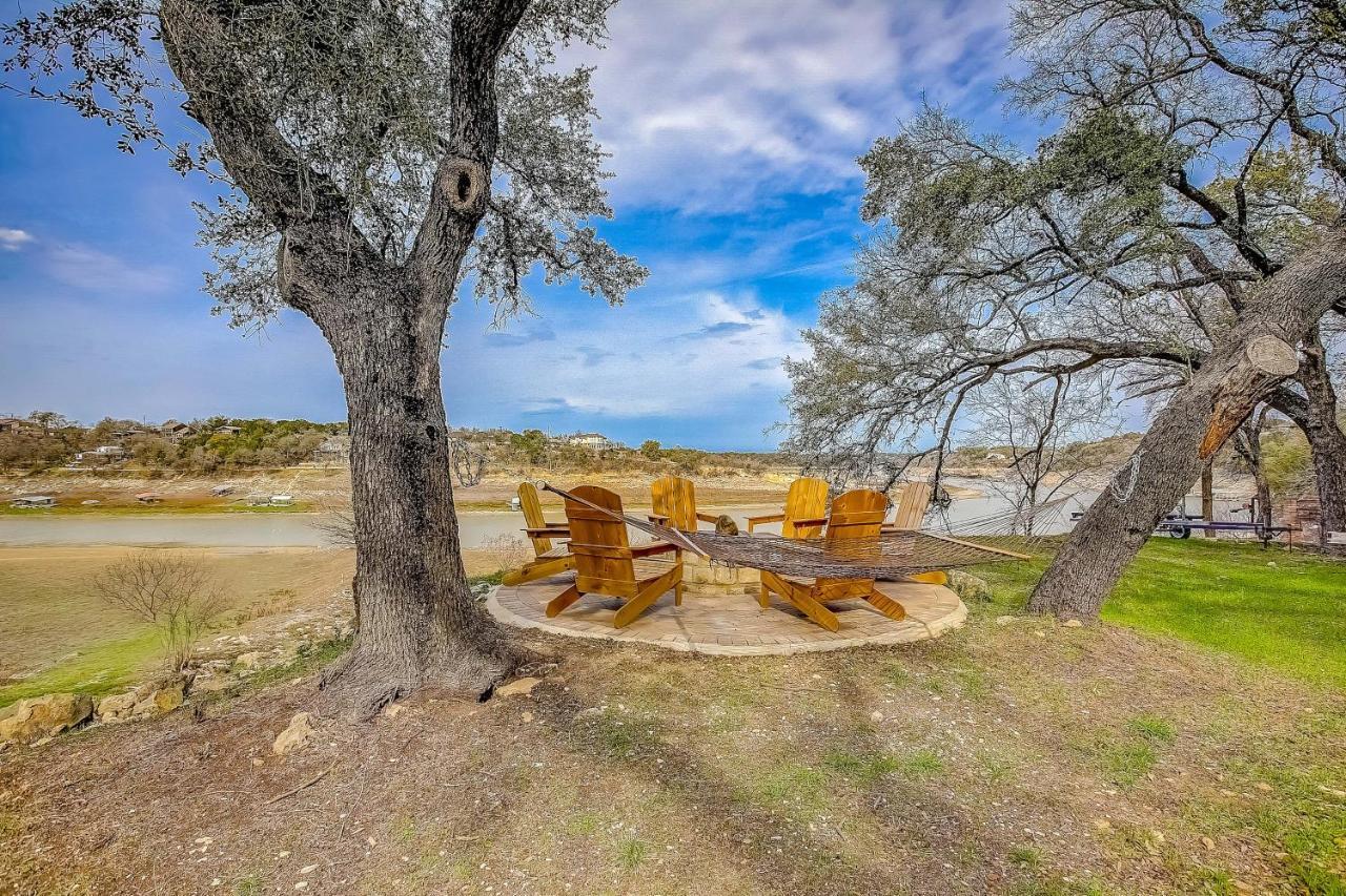 Lakeview Lodge Spicewood Exterior photo
